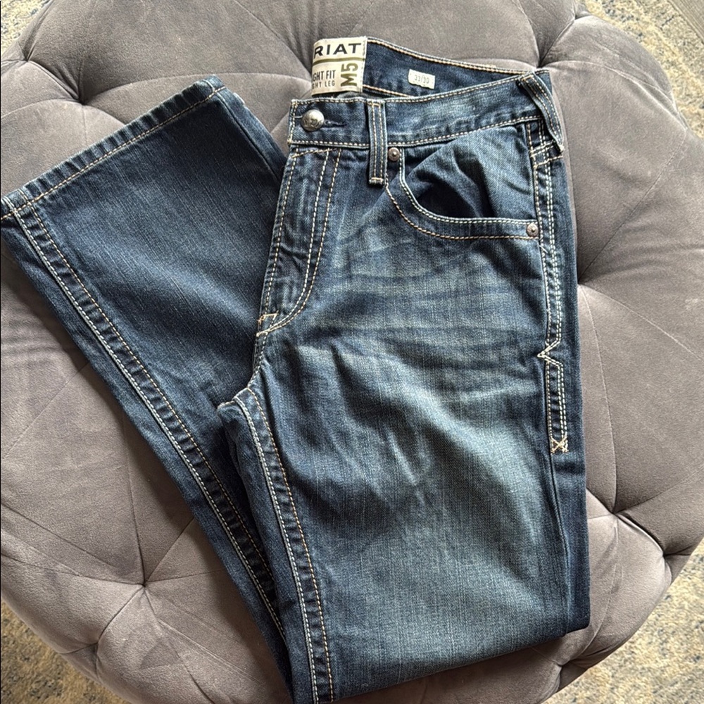 Ariat Men's Dark Blue Slim Jeans. NWT. Straight fit. 33/30